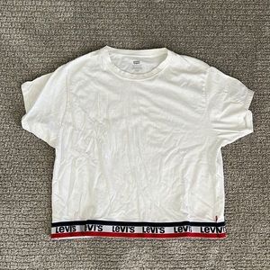Women’s White Oversized Crop Levi’s T-Shirt - Size M